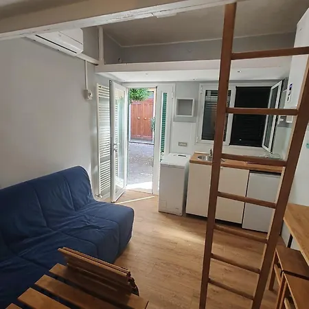 La Casina Small Loft In Versilia 马瑞纳迪卡拉拉